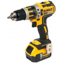 Аккумуляторная дрель DeWALT DCD 737 P2